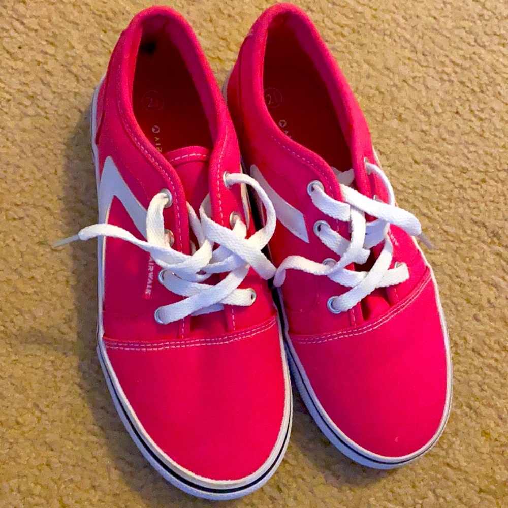 Pink Airwalk Girls shoes Size 2.5